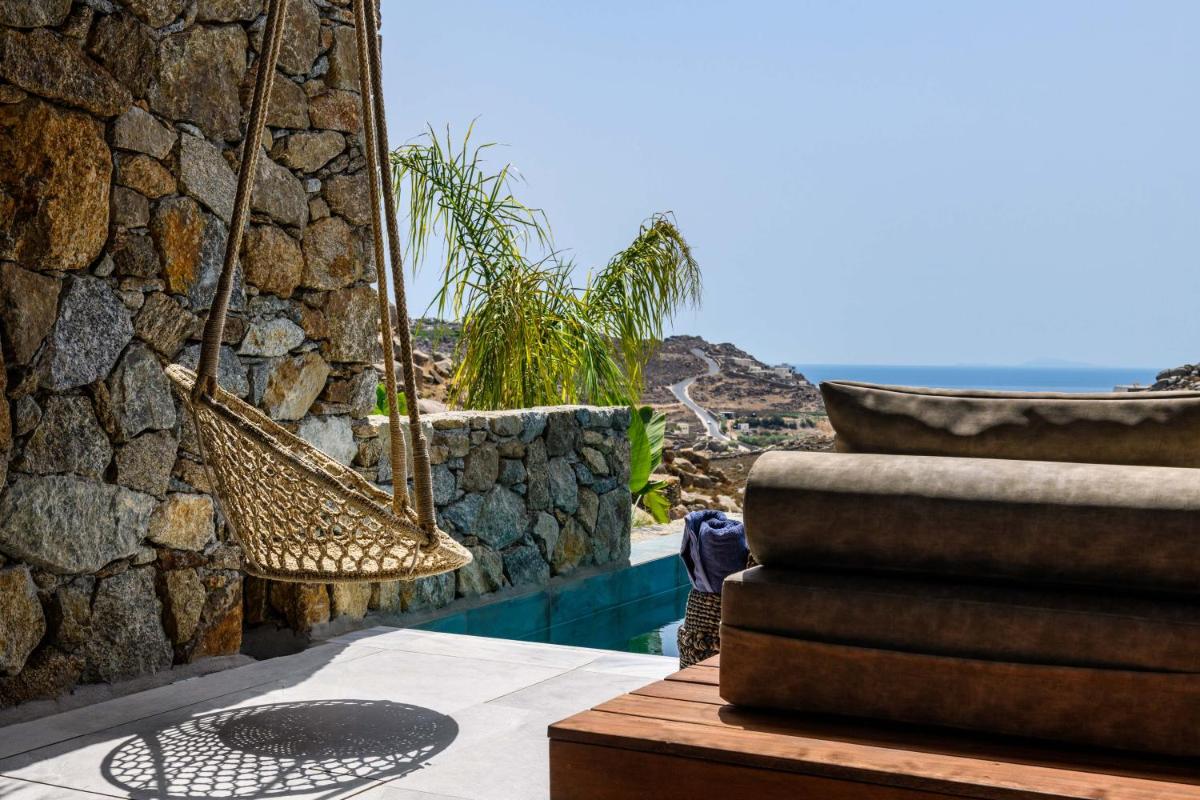Charisma Hotel and Wellness Club