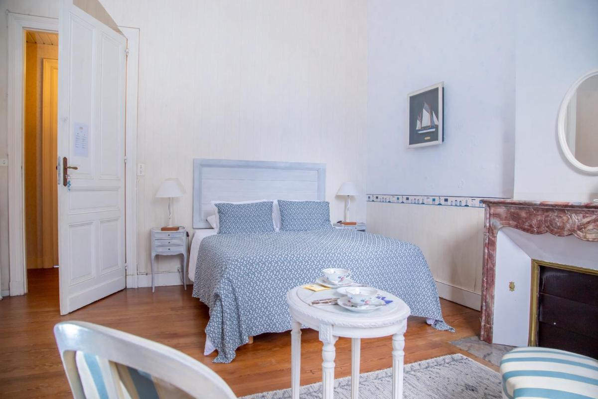 Château Camperos - Chambres d'hôtes - B&B