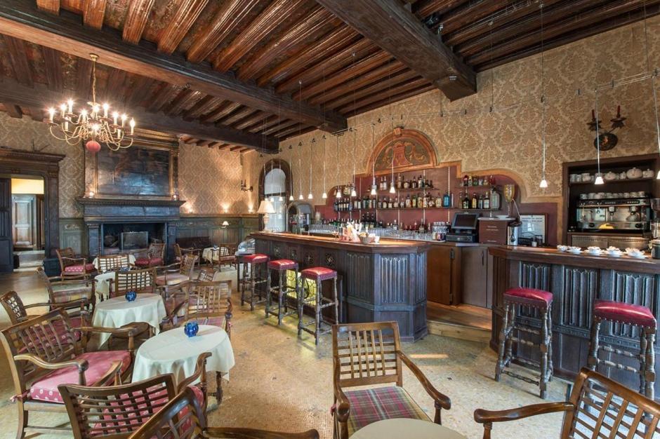 Château De Coudrée - Les Collectionneurs