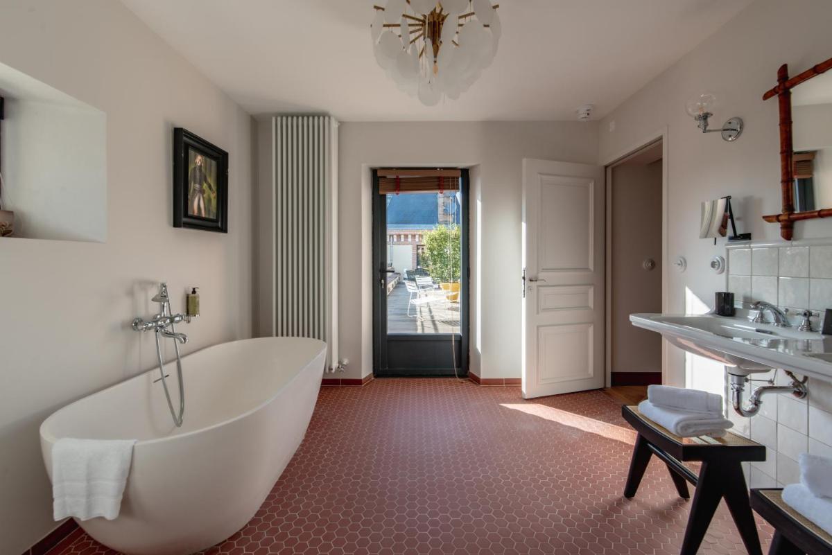 Château de Fiac - Luxurious Hôtel & Spa