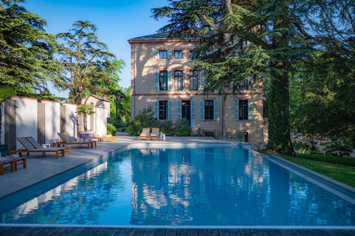 Château de Fiac - Luxurious Hôtel & Spa