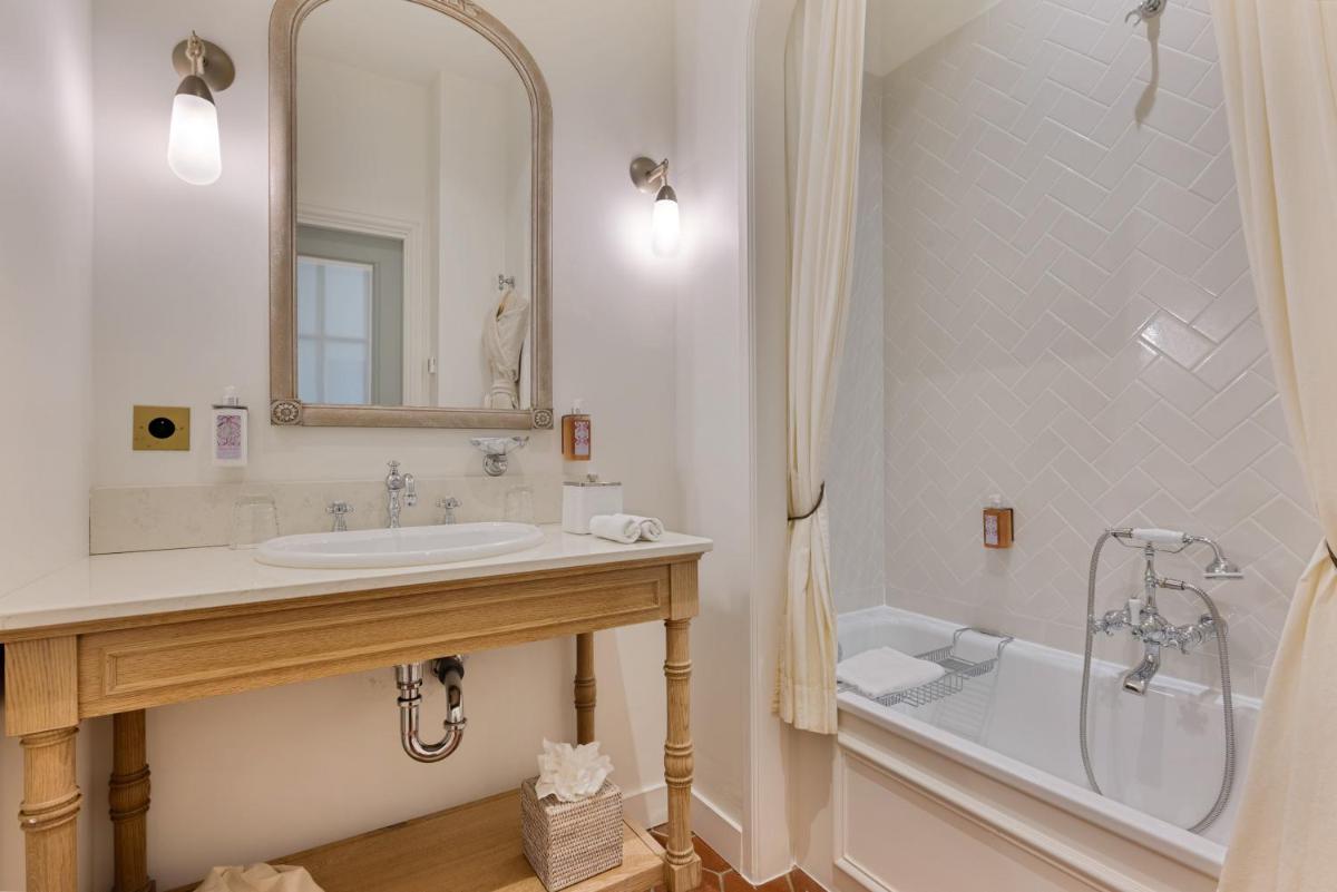 Château de Fonscolombe