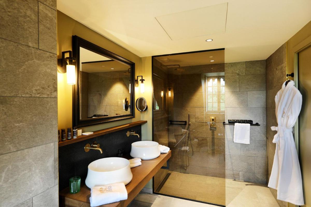 Chateau De Germigney