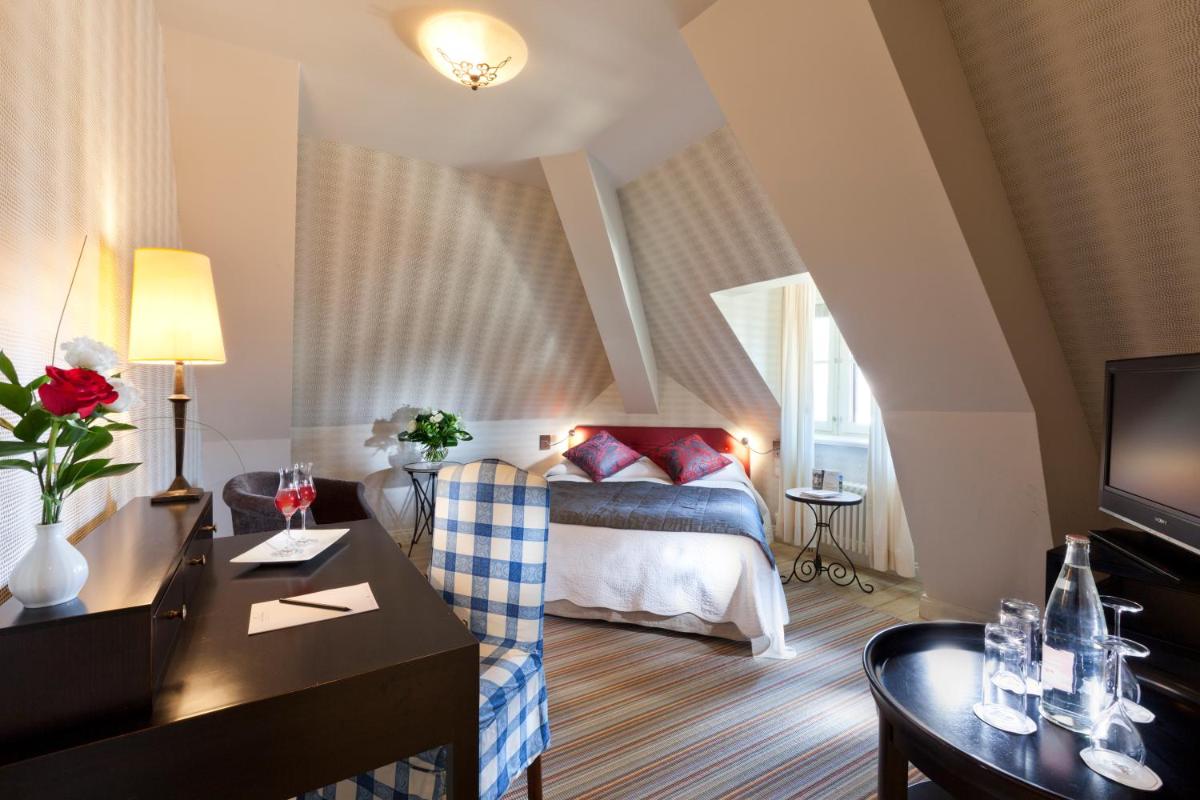 Chateau De Germigney