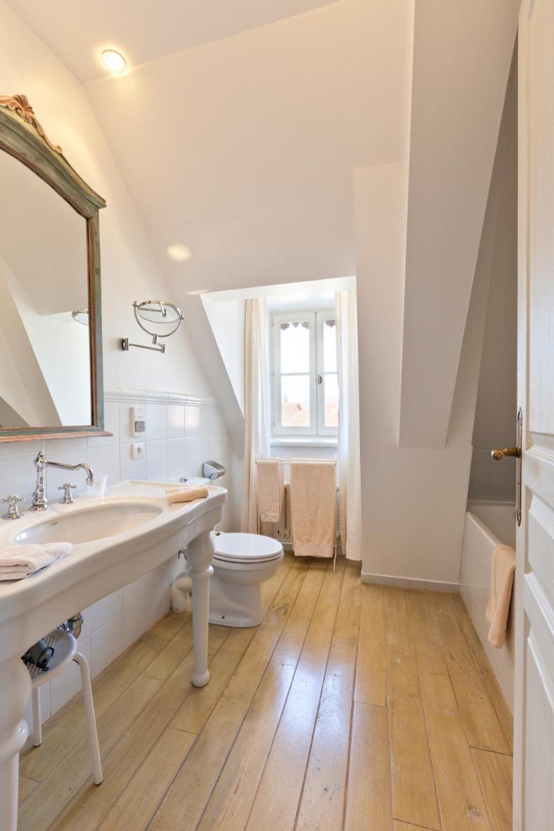 Chateau De Germigney