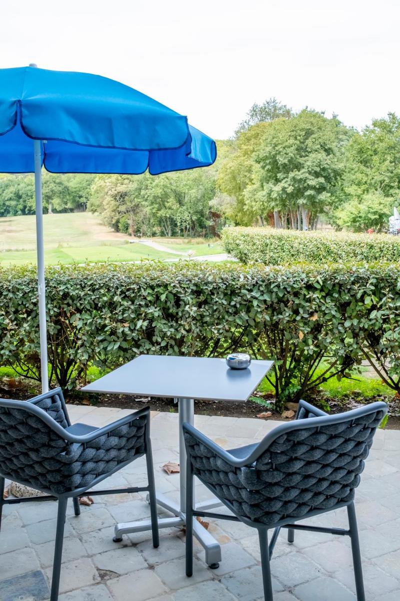 Hôtel Golf & Spa Château de la Bégude The Originals Collection