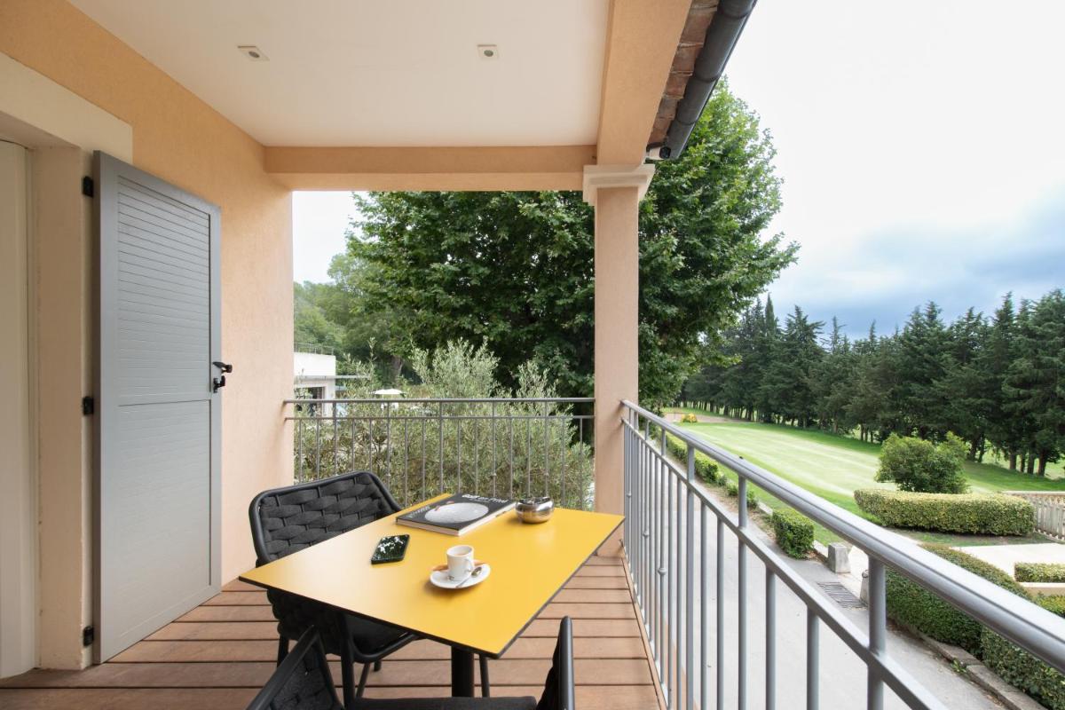 Hôtel Golf & Spa Château de la Bégude The Originals Collection