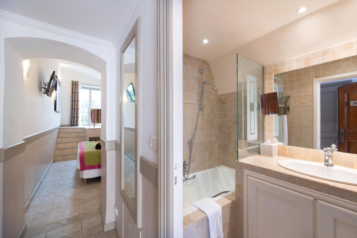 Hôtel Golf & Spa Château de la Bégude The Originals Collection