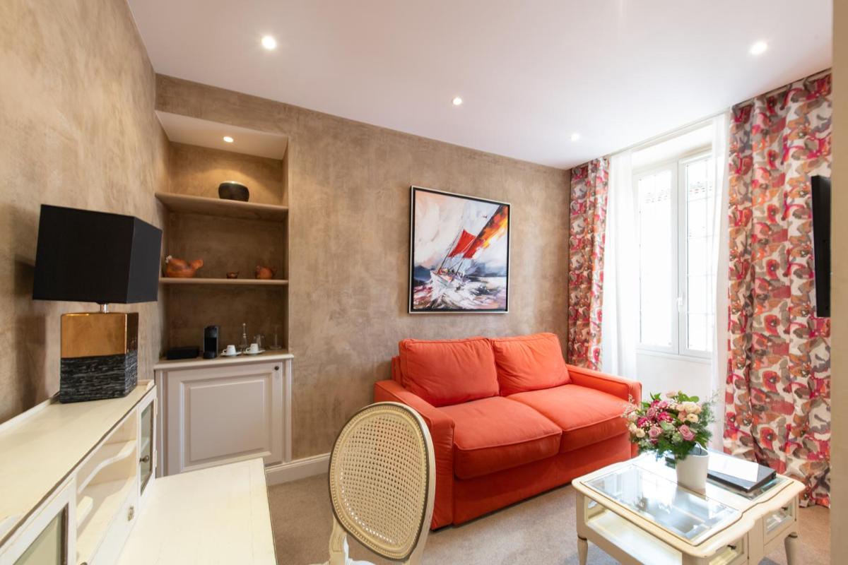 Hôtel Golf & Spa Château de la Bégude The Originals Collection