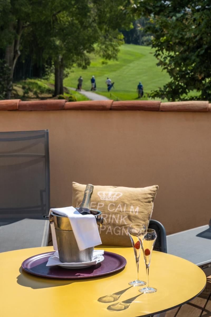 Hôtel Golf & Spa Château de la Bégude The Originals Collection