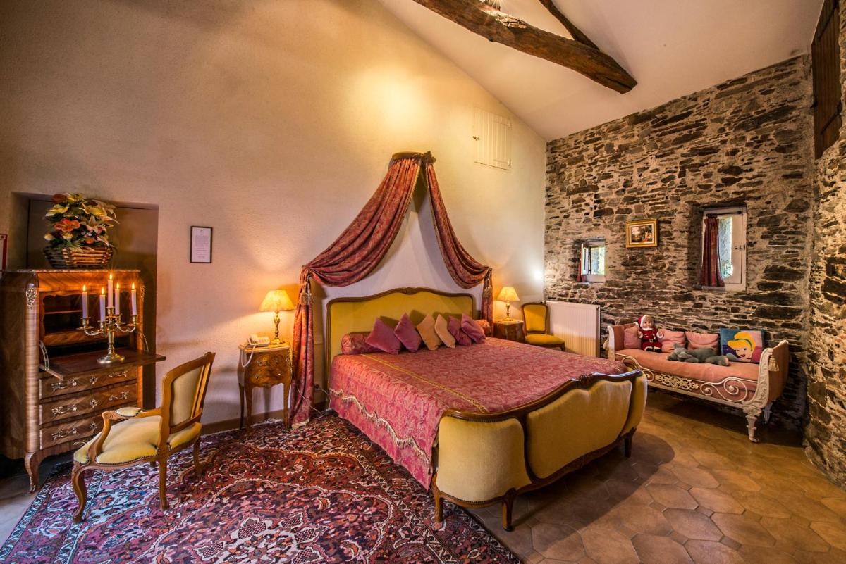 Château De La Colaissière