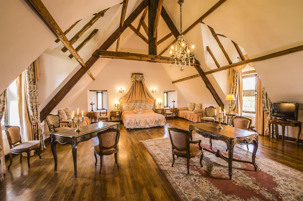 Château De La Colaissière