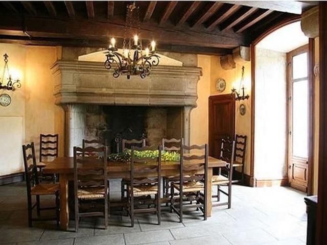 Château de Marèges Bed and Breakfast