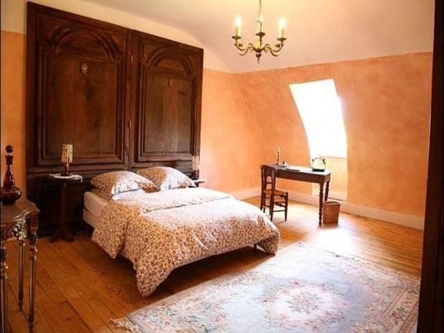 Château de Marèges Bed and Breakfast