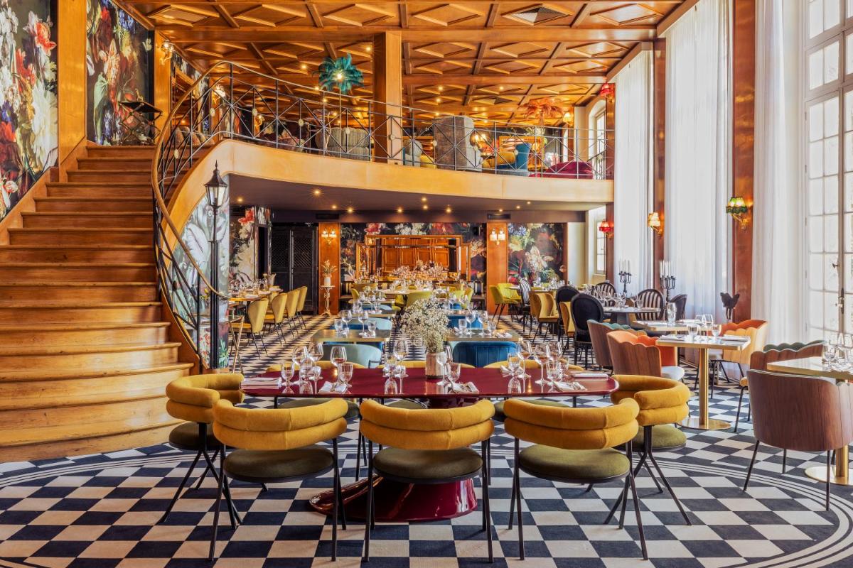 Château Jeanne & The Forest - Château de Montvillargenne