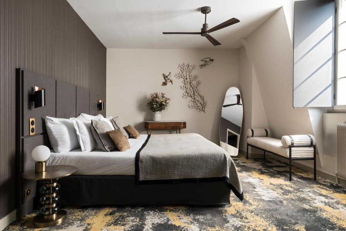 Château Jeanne & The Forest - Château de Montvillargenne