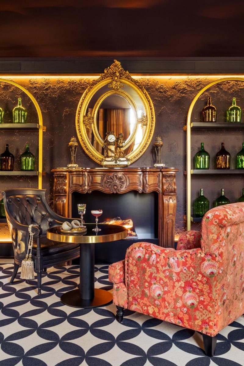 Château Jeanne & The Forest - Château de Montvillargenne