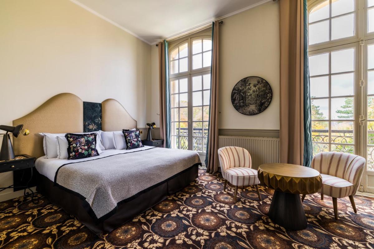 Château Jeanne & The Forest - Château de Montvillargenne