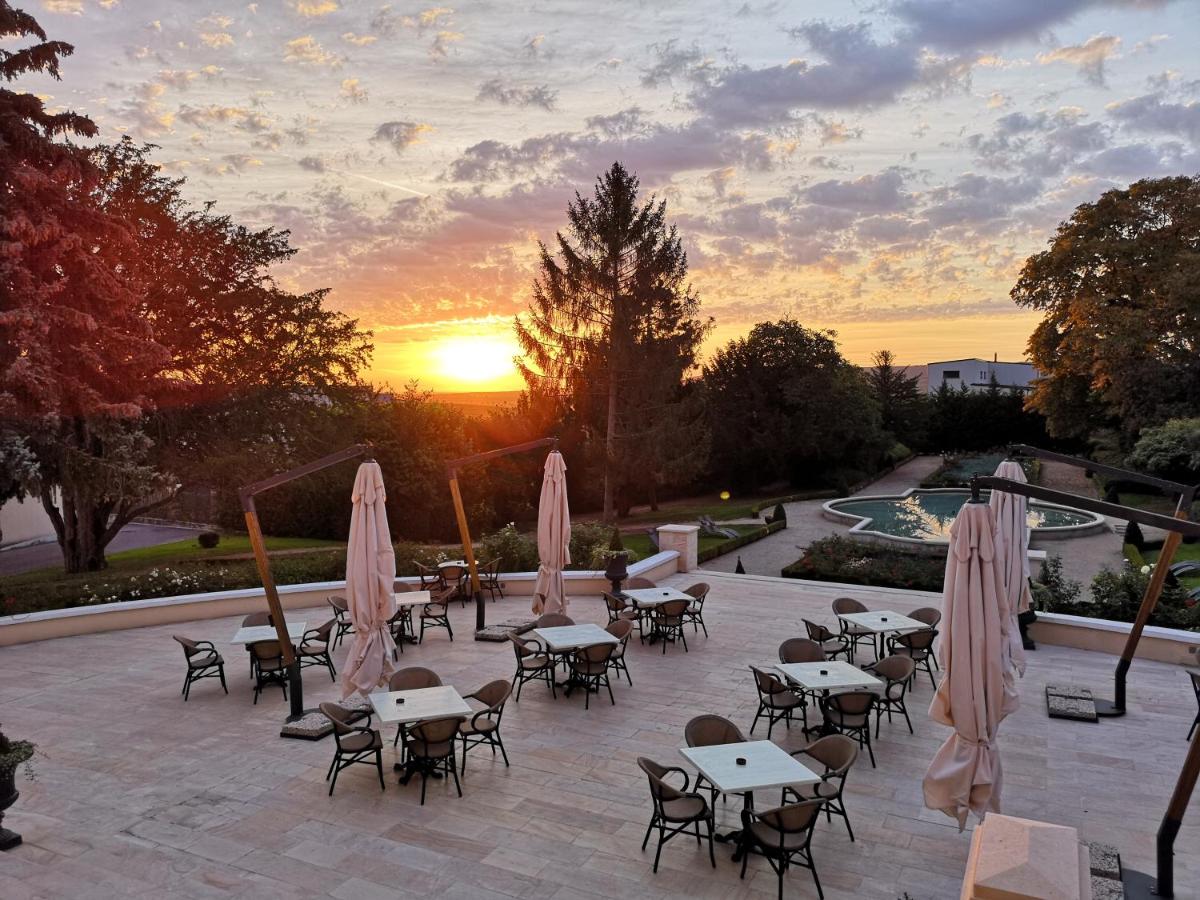 Chateau De Rilly - Les Collectionneurs