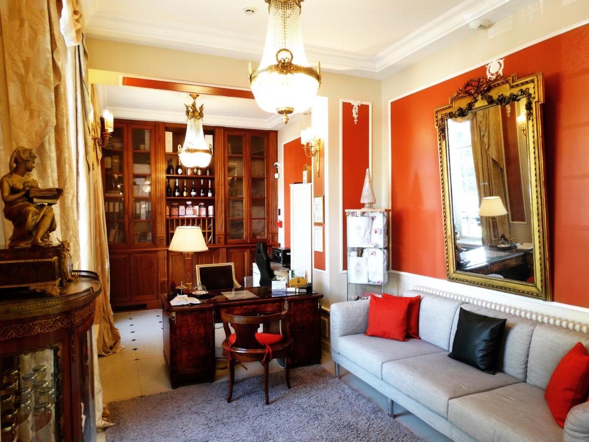 Chateau De Rilly - Les Collectionneurs