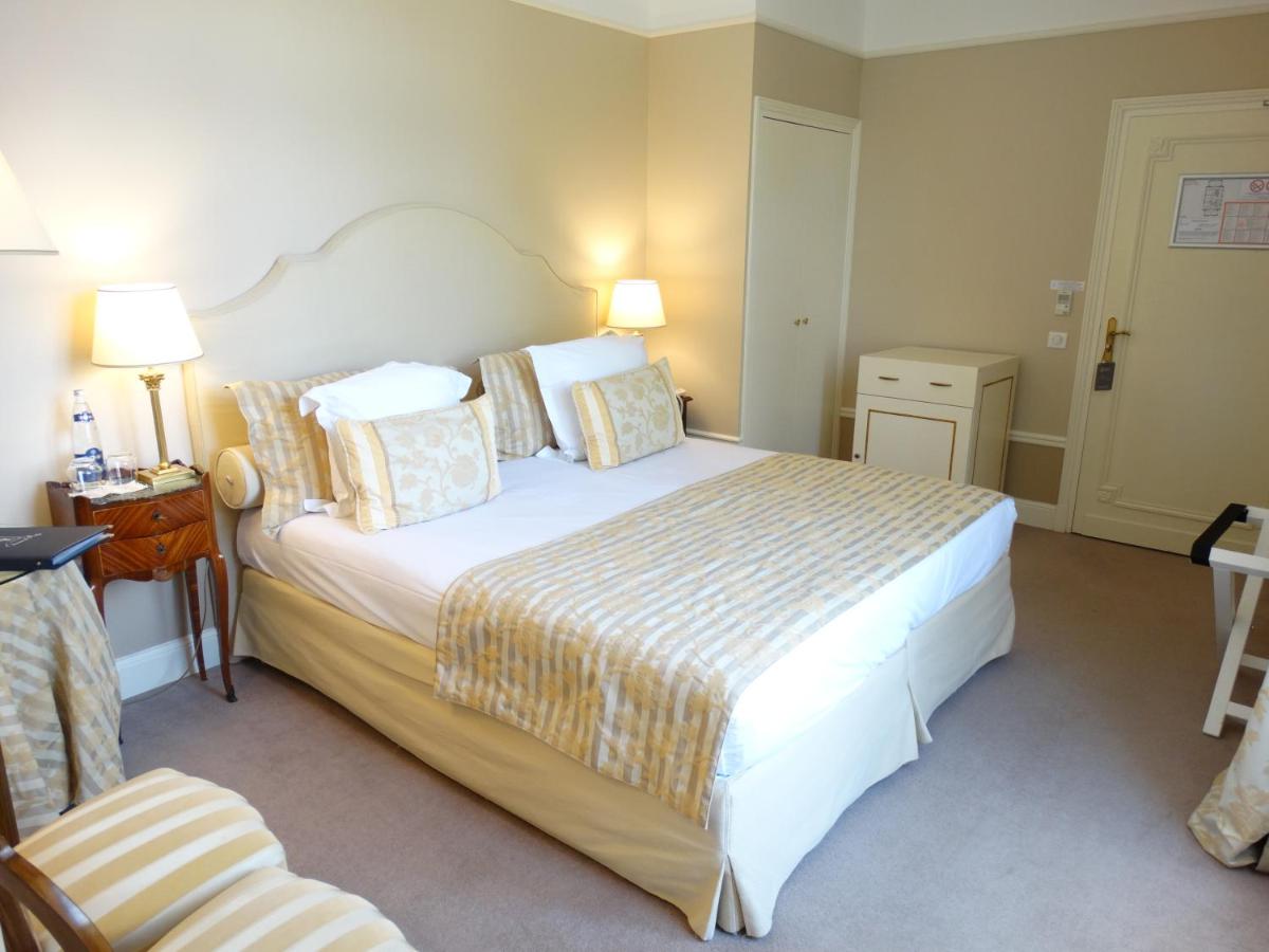 Chateau De Rilly - Les Collectionneurs