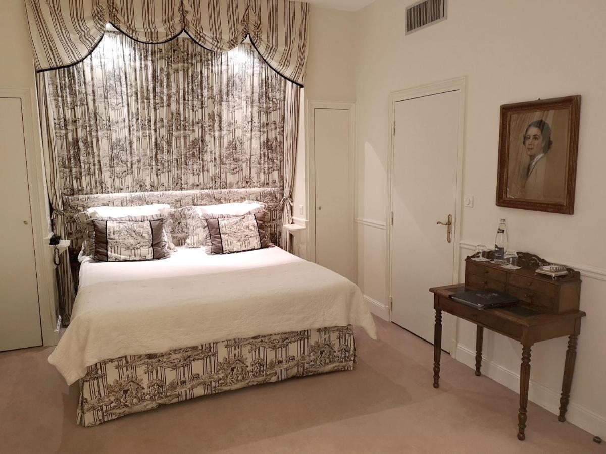 Chateau De Rilly - Les Collectionneurs