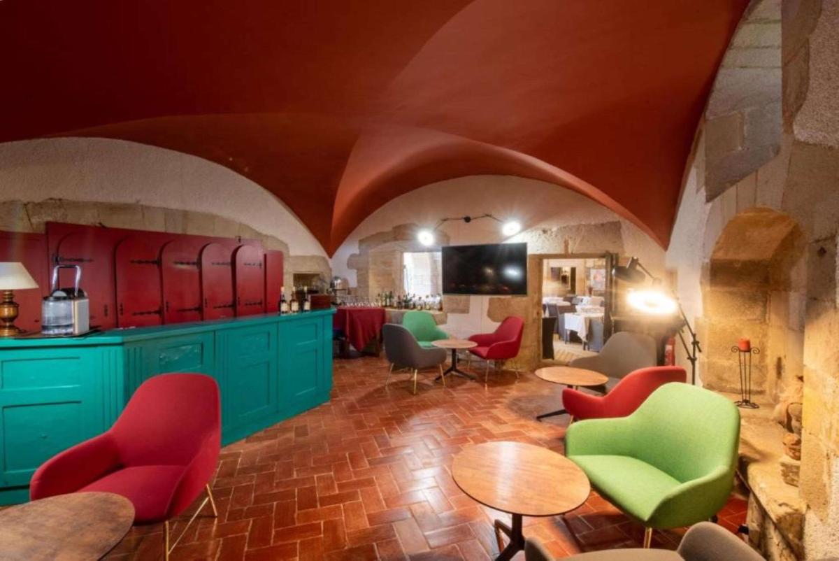 Chateau des Ducs de Joyeuse, BW Signature Collection