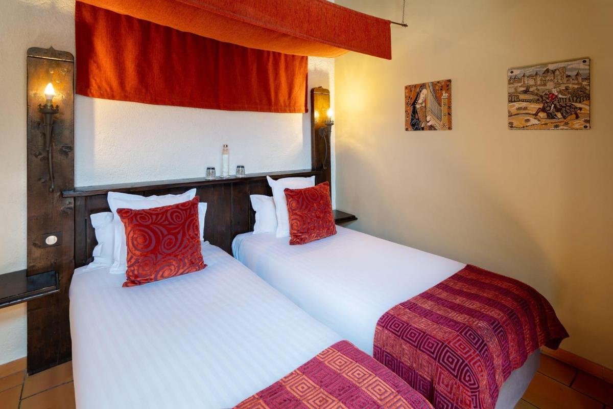 Chateau des Ducs de Joyeuse, BW Signature Collection