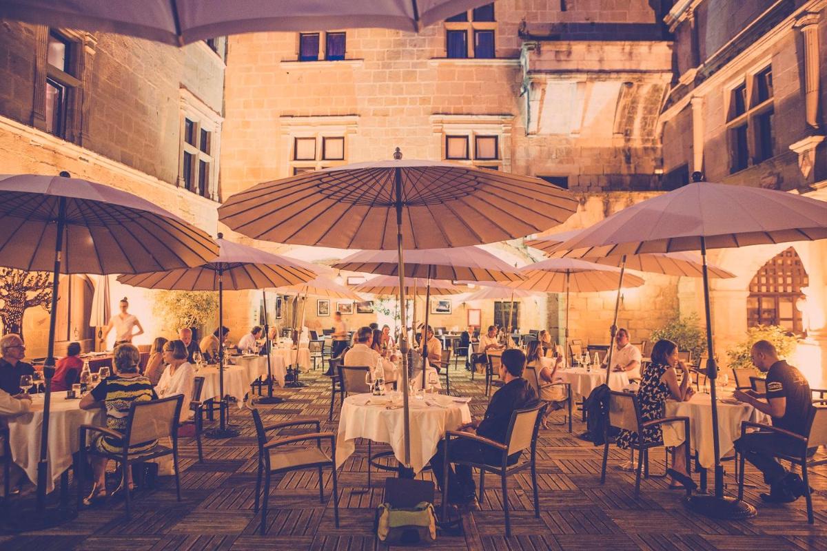 Chateau des Ducs de Joyeuse, BW Signature Collection