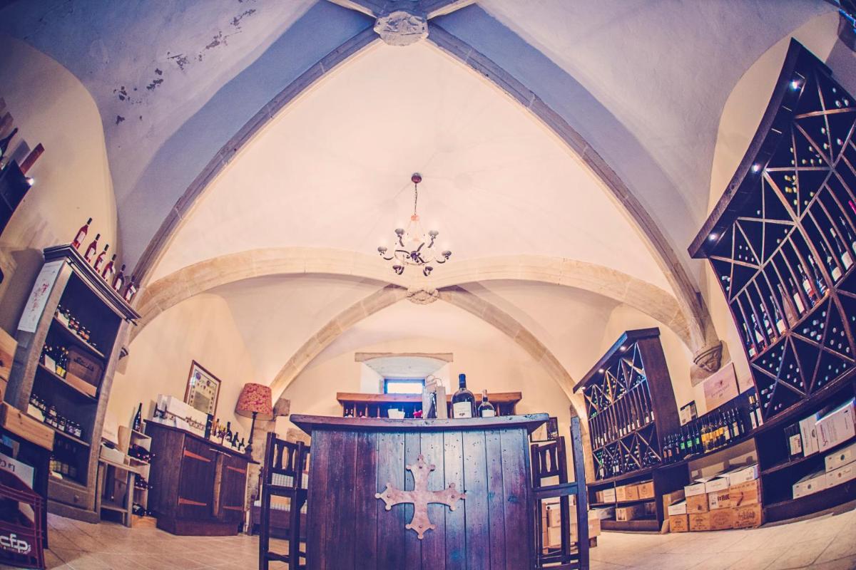 Chateau des Ducs de Joyeuse, BW Signature Collection