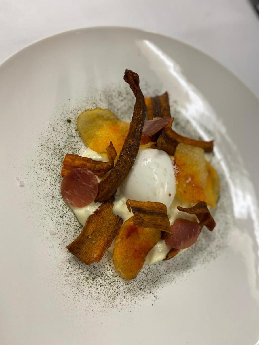 Chateau des Ducs de Joyeuse, BW Signature Collection