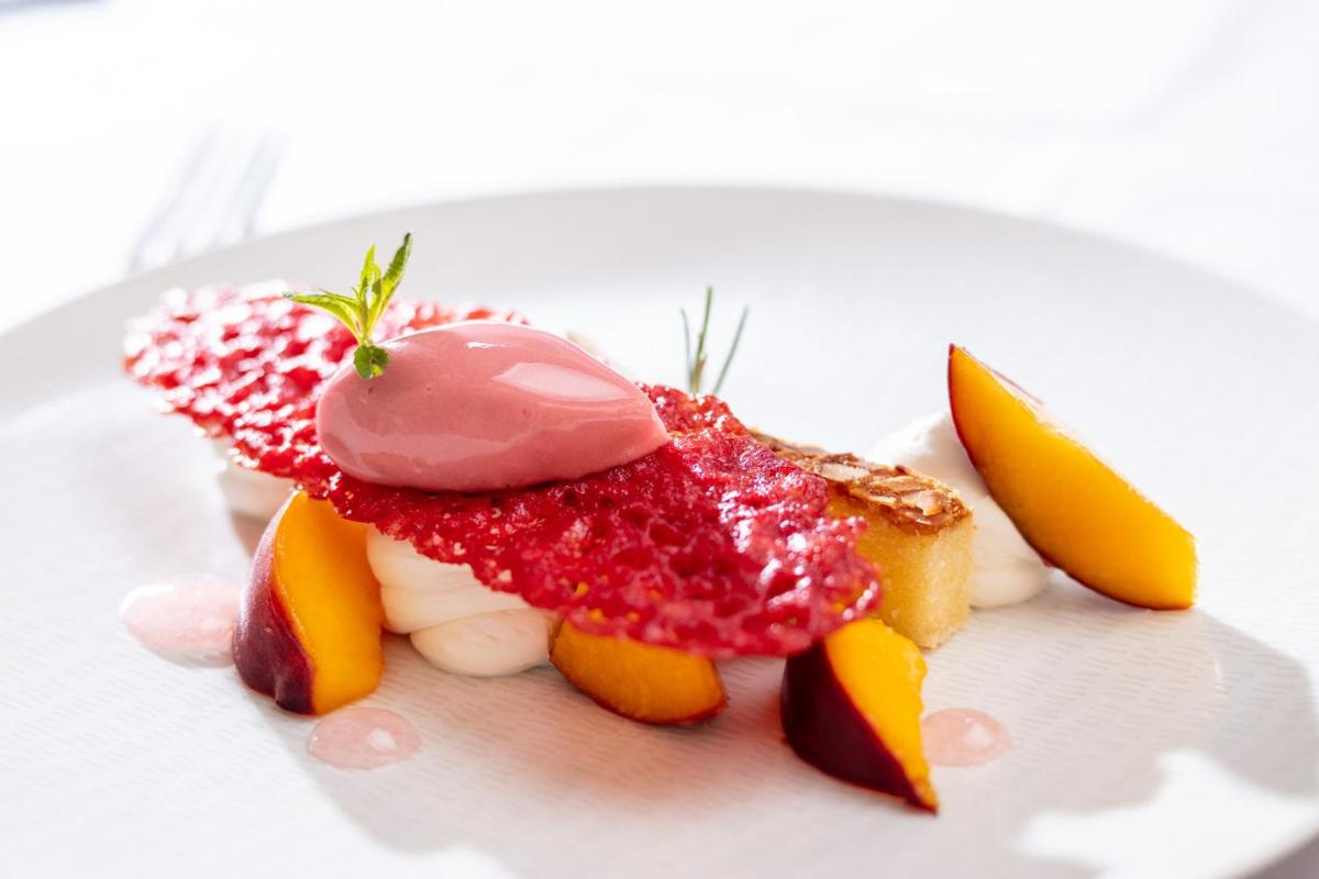 Chateau des Ducs de Joyeuse, BW Signature Collection