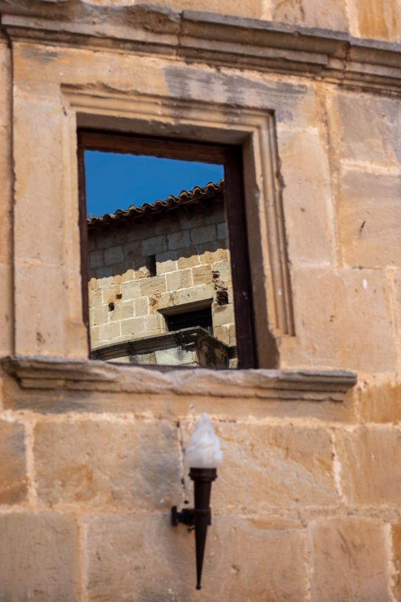 Chateau des Ducs de Joyeuse, BW Signature Collection