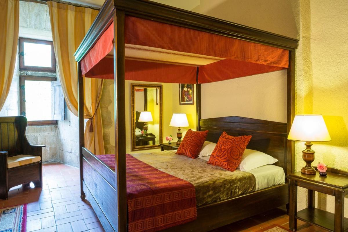 Chateau des Ducs de Joyeuse, BW Signature Collection