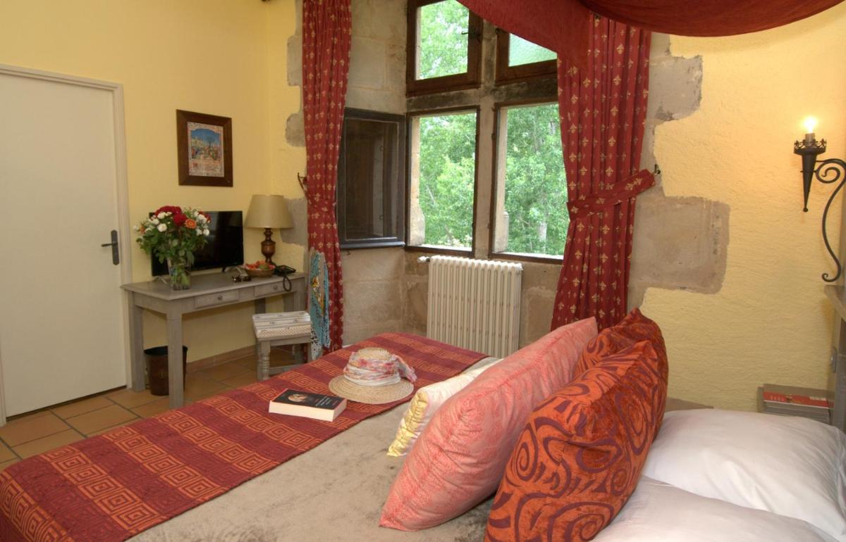 Chateau des Ducs de Joyeuse, BW Signature Collection