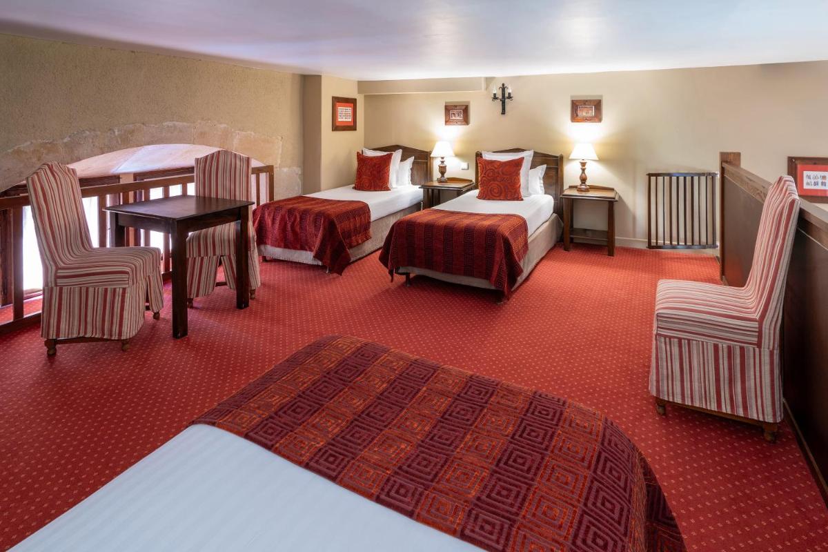 Chateau des Ducs de Joyeuse, BW Signature Collection