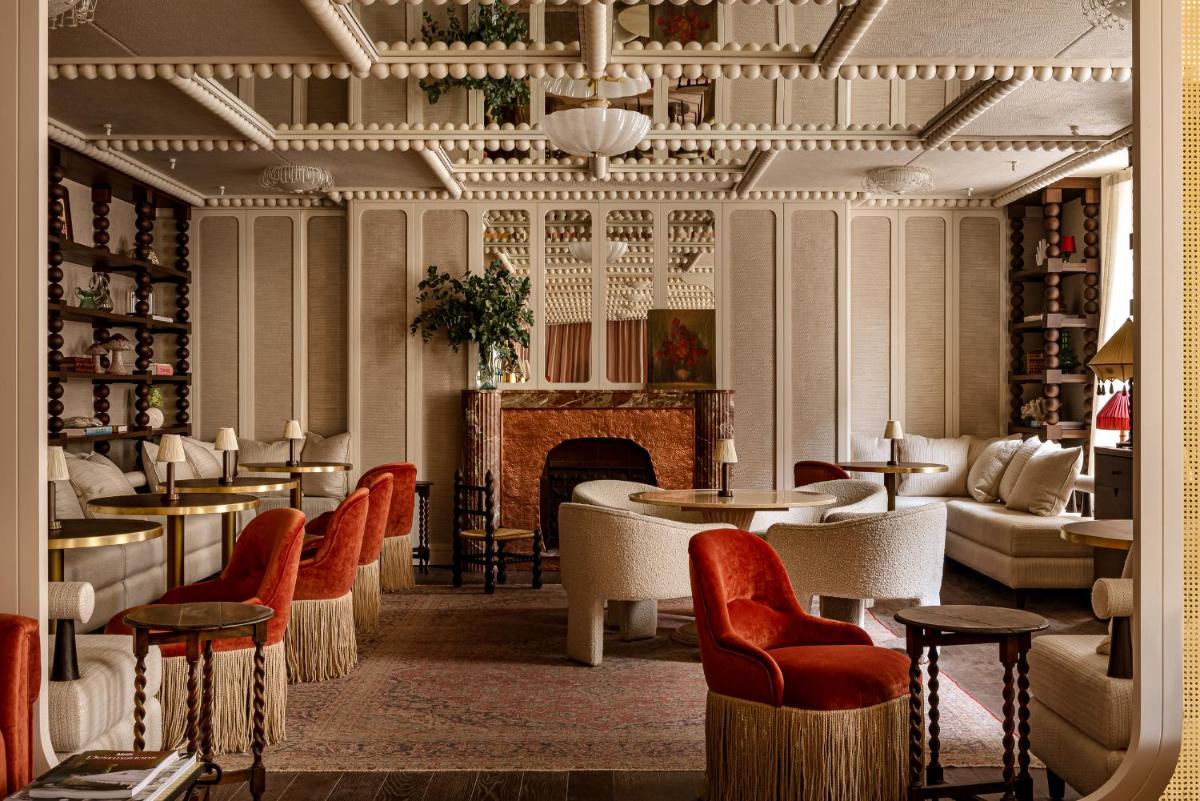 Château des Fleurs Hôtel & Spa Paris