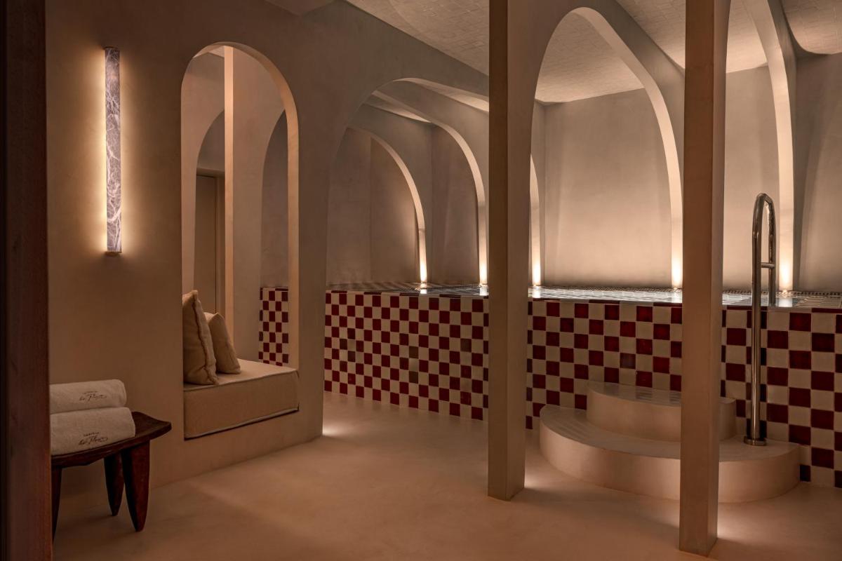 Château des Fleurs Hôtel & Spa Paris