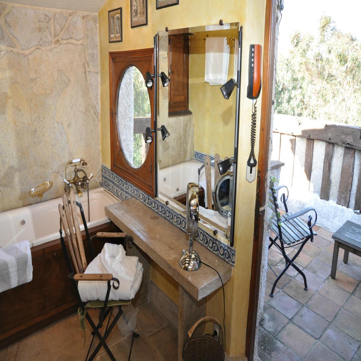 Château Hôtel La Vignette Haute