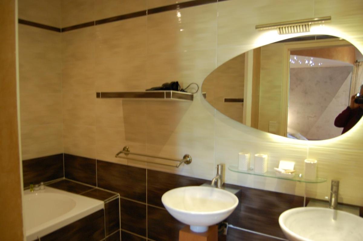 CHATEAU LA SERVAYRIE - Chambre d'hôtes