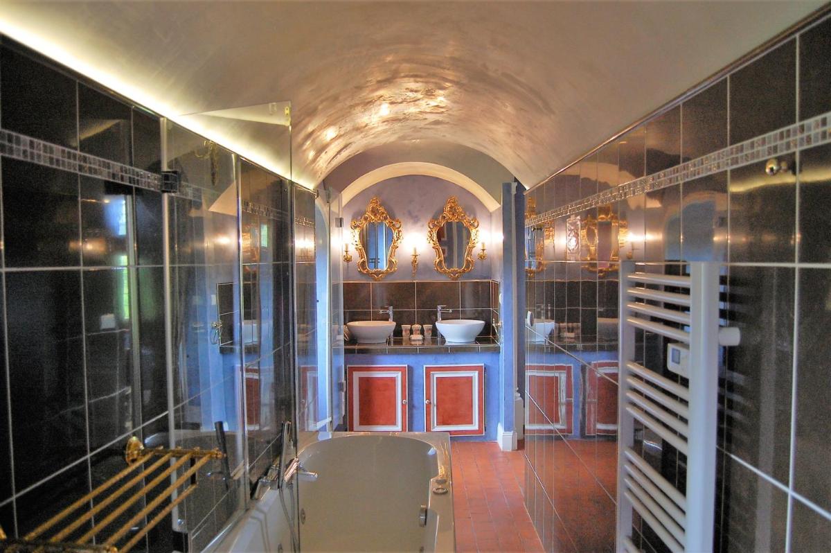 CHATEAU LA SERVAYRIE - Chambre d'hôtes