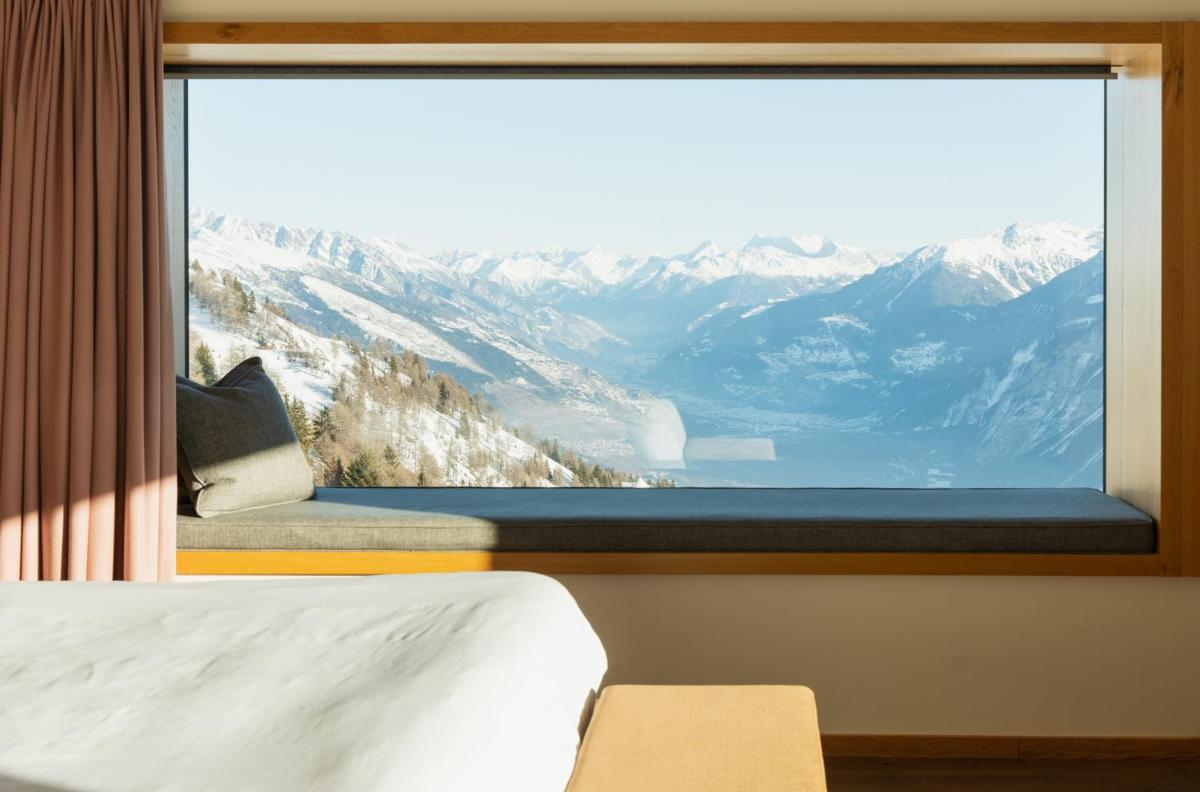 Chetzeron Mountain Hotel