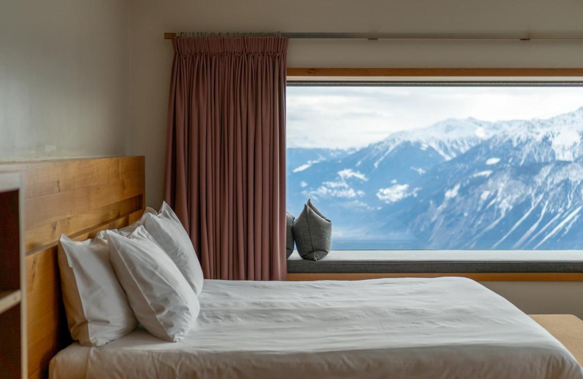 Chetzeron Mountain Hotel
