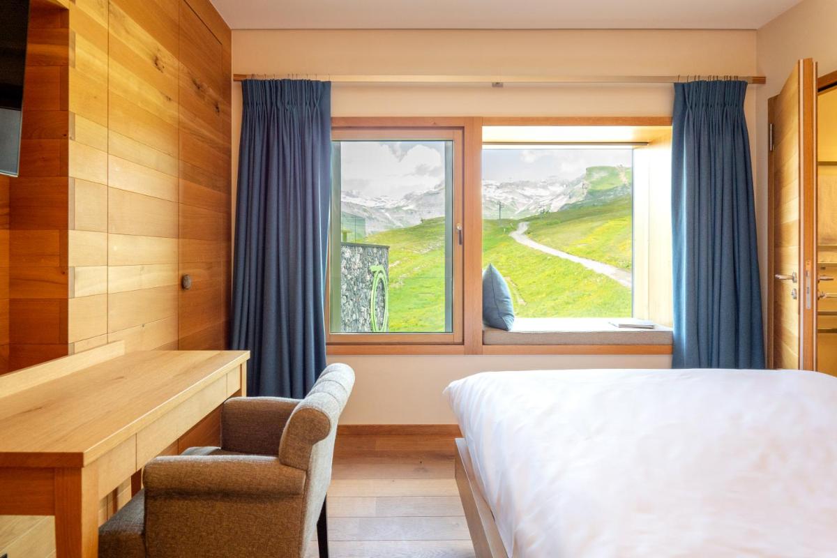 Chetzeron Mountain Hotel