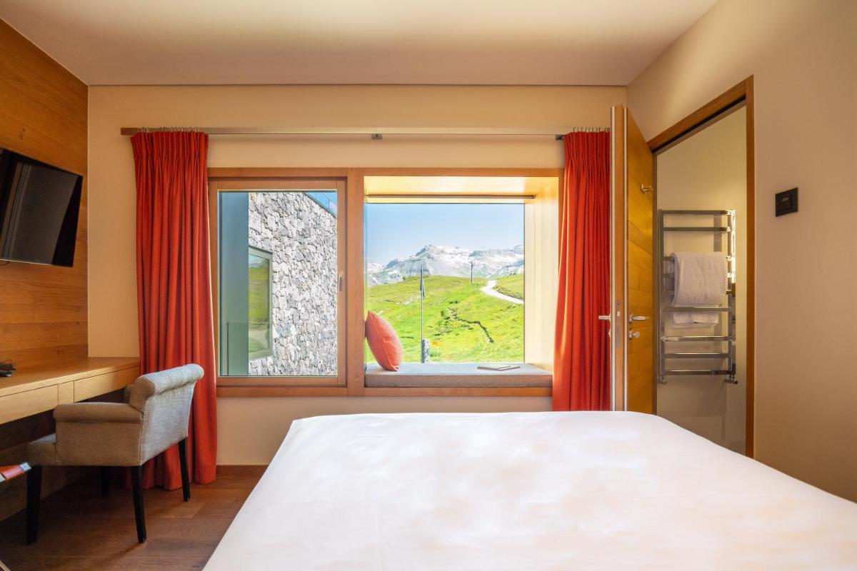 Chetzeron Mountain Hotel