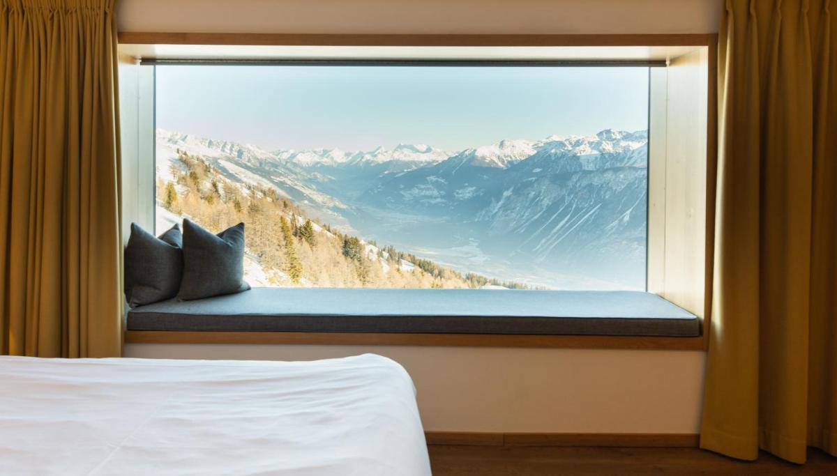 Chetzeron Mountain Hotel