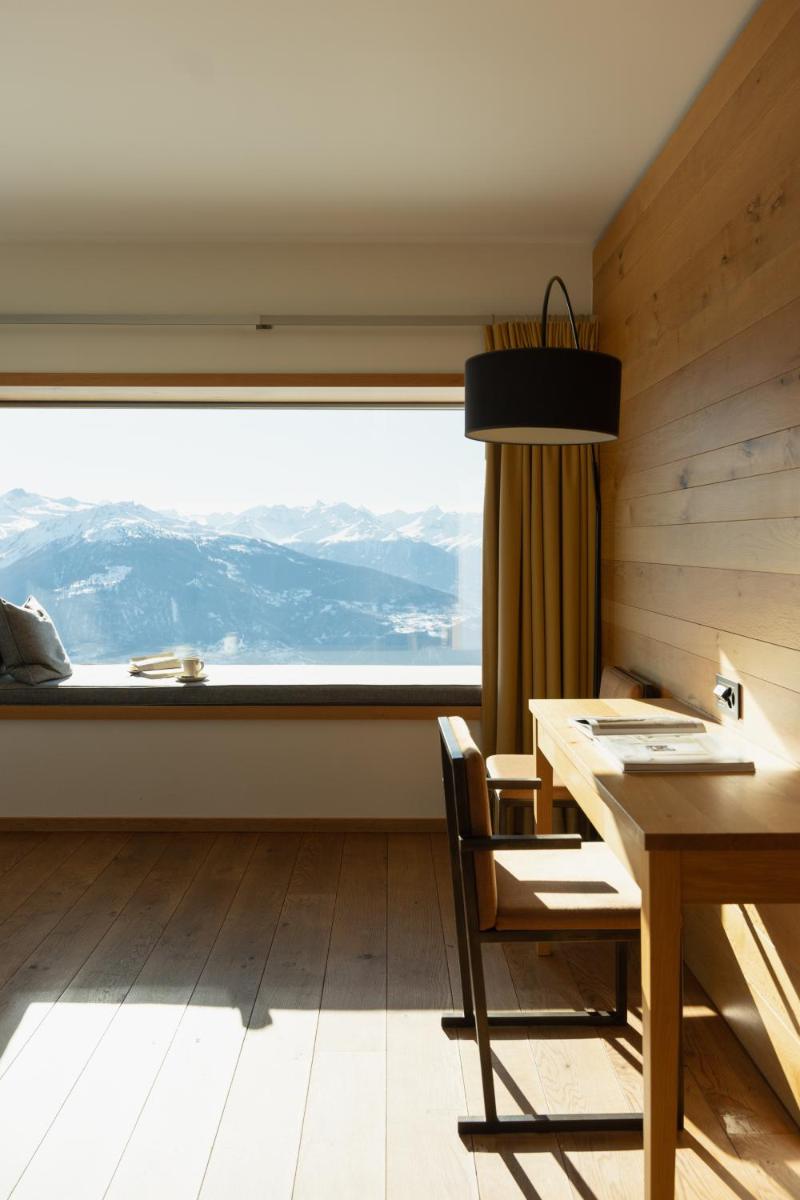 Chetzeron Mountain Hotel