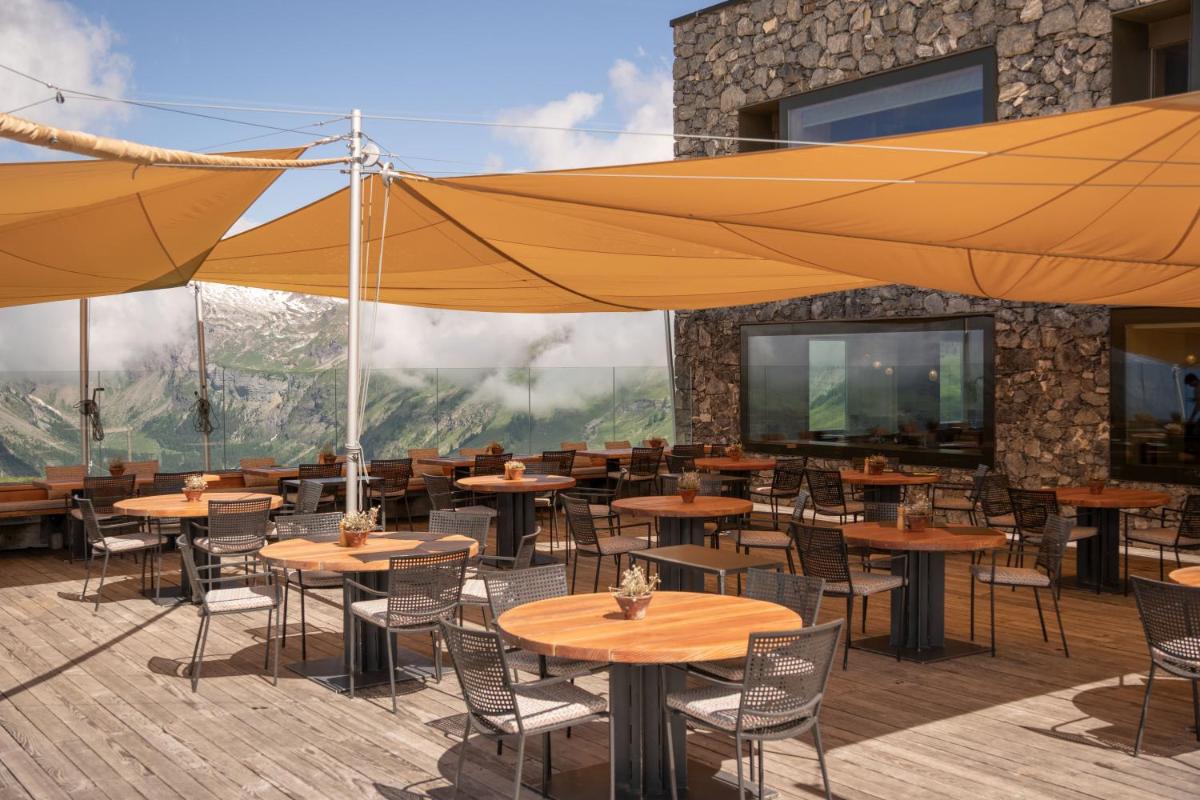 Chetzeron Mountain Hotel
