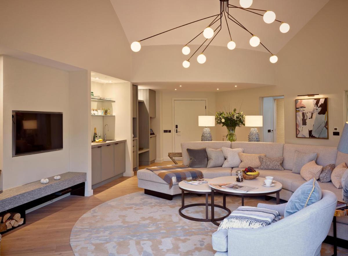 Chewton Glen Hotel