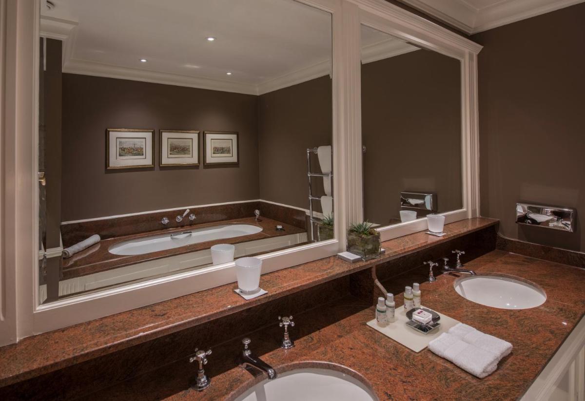 Chewton Glen Hotel